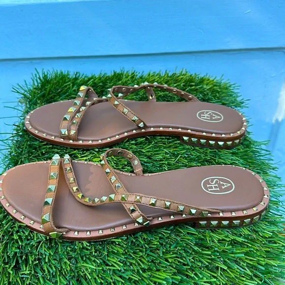 Ash gold studded tan flat sandals with leather soles - Picture 4 of 10